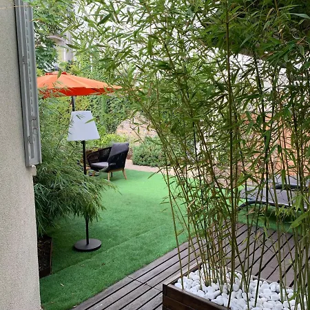 Cosy En Centre Avec Et Jardin *